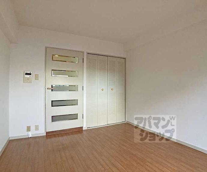 【ライオンズマンション四条烏丸】間取