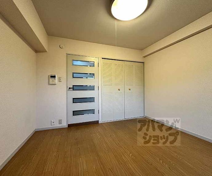 【ライオンズマンション四条烏丸】間取