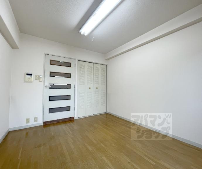 【ライオンズマンション四条烏丸】間取