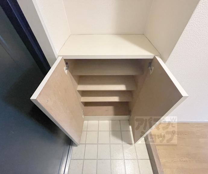 【ライオンズマンション四条烏丸】間取