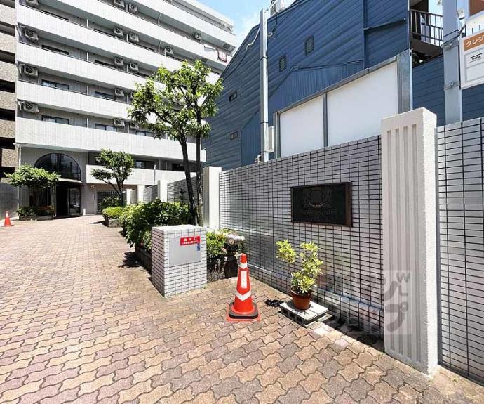 【ライオンズマンション四条烏丸】間取