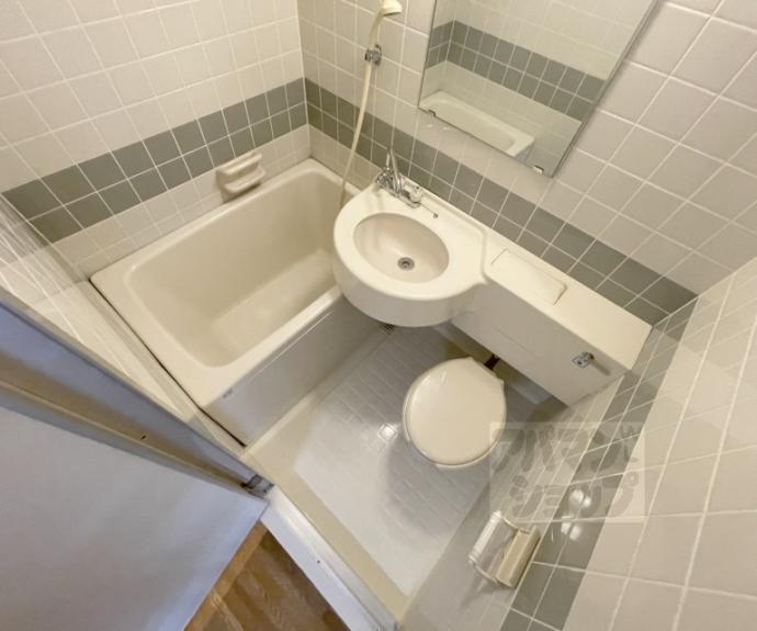 【ライオンズマンション四条烏丸】間取