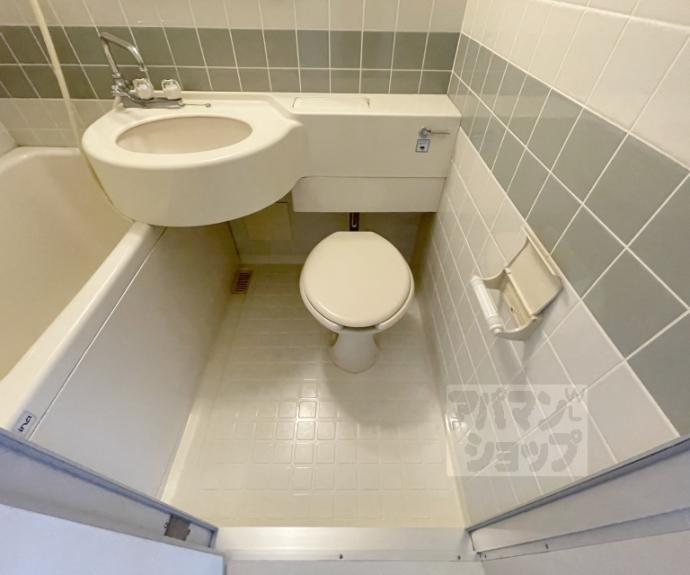 【ライオンズマンション四条烏丸】間取