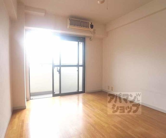 【ライオンズマンション四条烏丸】間取