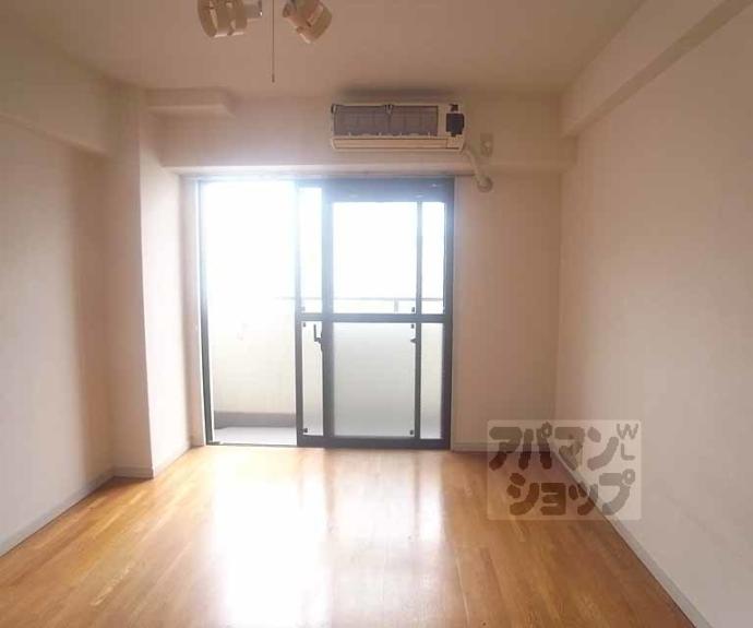 【ライオンズマンション四条烏丸】間取