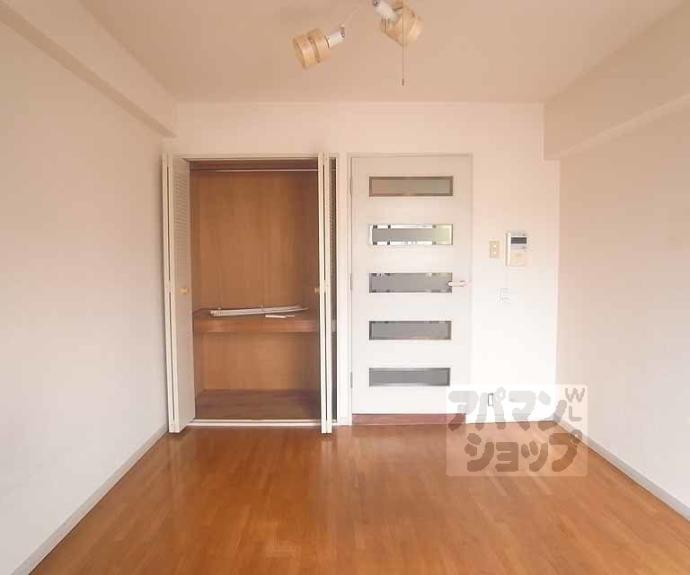 【ライオンズマンション四条烏丸】間取