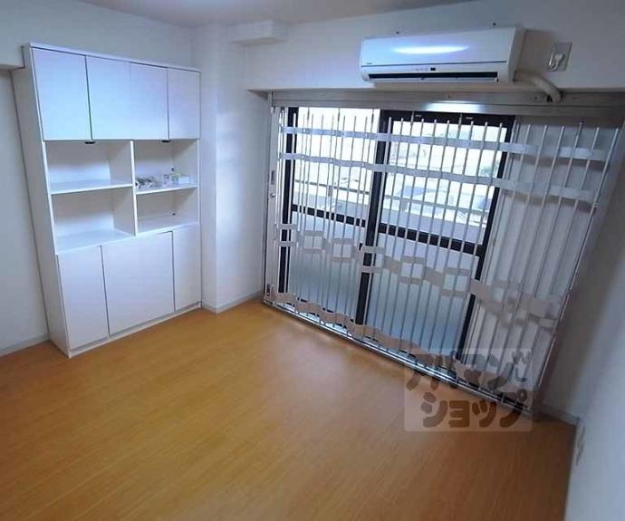 【ライオンズマンション四条烏丸】間取