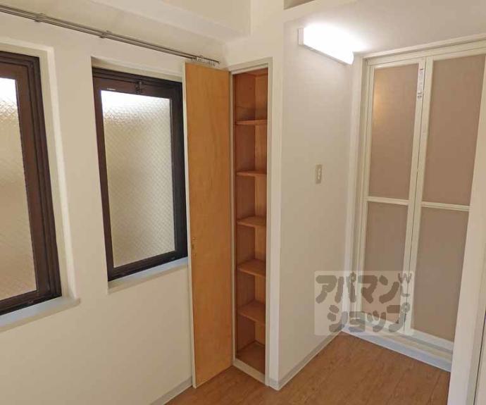 【ライオンズマンション東洞院】間取