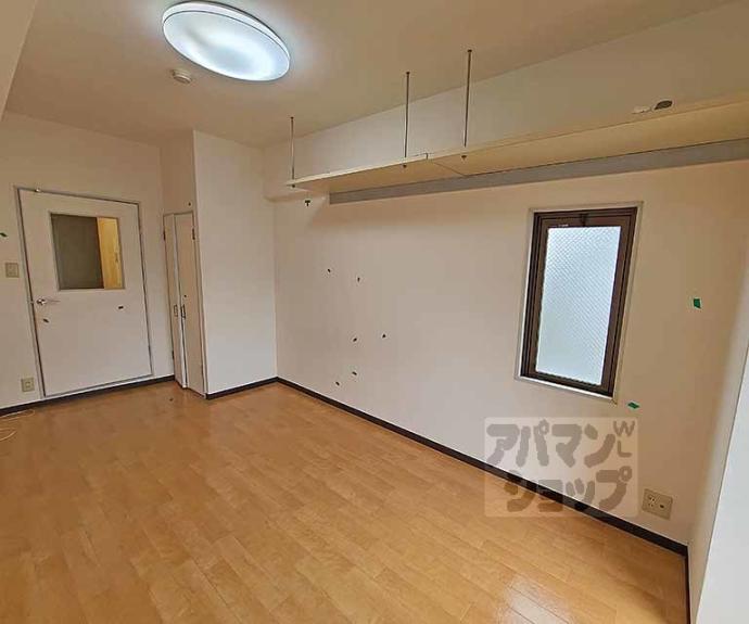 【エトワール四条】間取