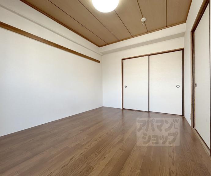 【エステート堀川】間取
