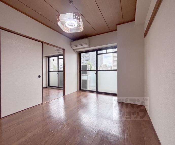 【エステート堀川】間取