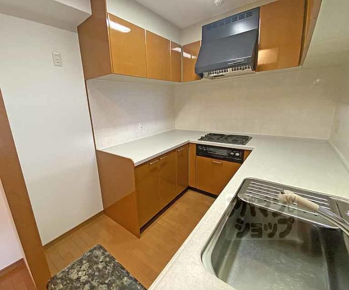 【リーガル京都烏丸五条通り】間取