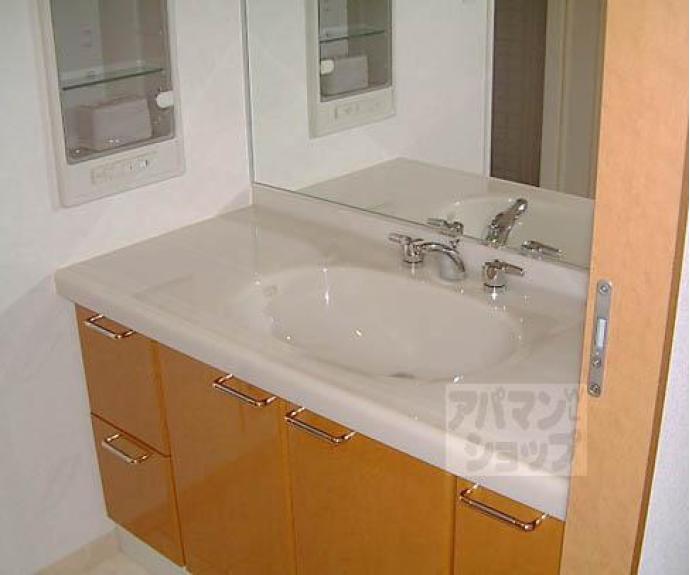 【リーガル京都烏丸五条通り】間取