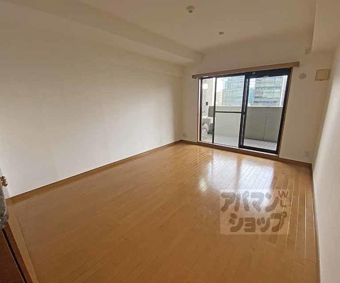 【リーガル京都烏丸五条通り】間取