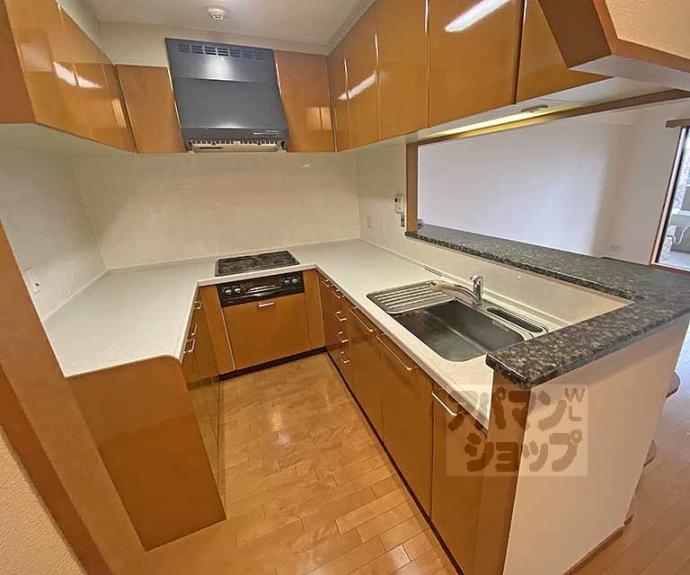 【リーガル京都烏丸五条通り】間取