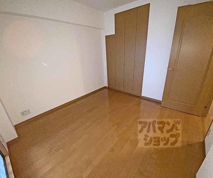 【リーガル京都烏丸五条通り】間取