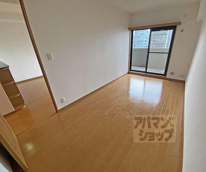 【リーガル京都烏丸五条通り】間取