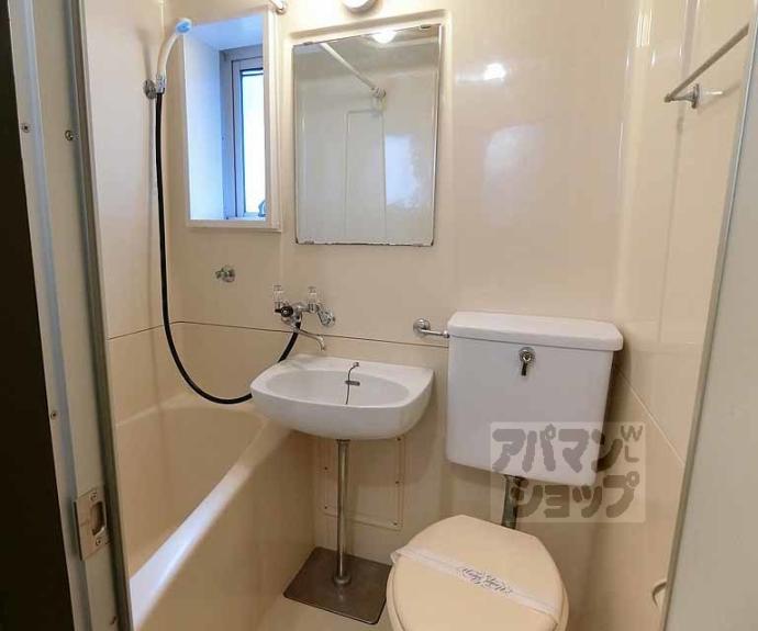 【紅彩ハウス】間取