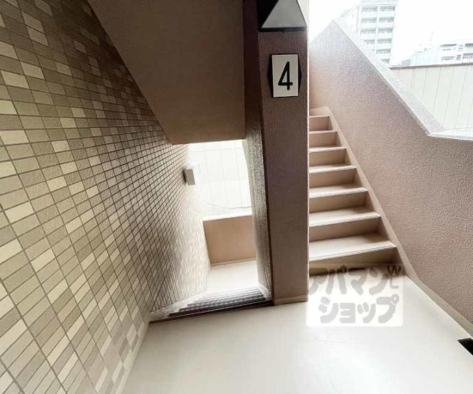 【ライオンズマンション東洞院五条】間取