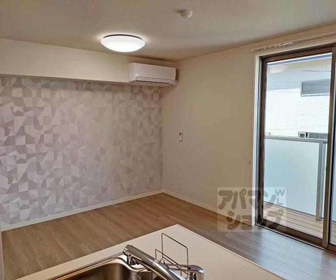 【LaTour桃山】間取