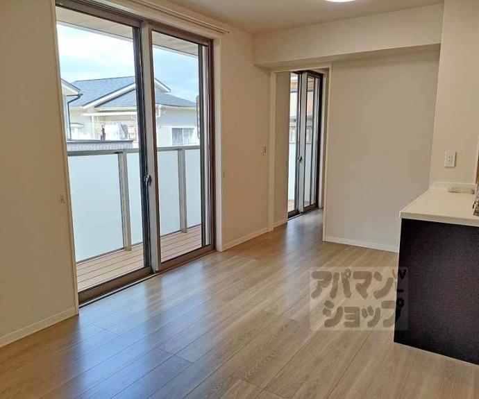 【LaTour桃山】間取