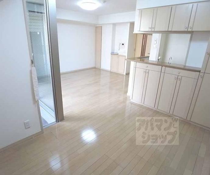 【ライオンズマンション烏丸通】間取