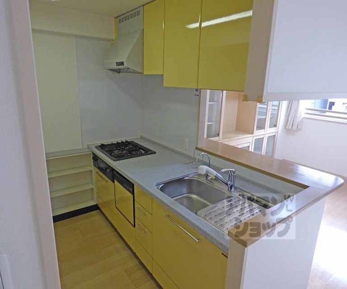 【ライオンズマンション烏丸通】間取