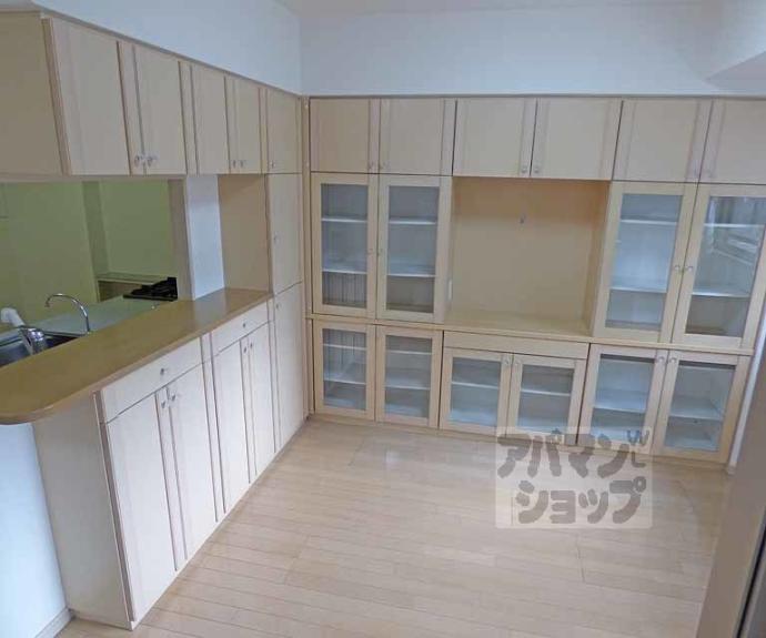 【ライオンズマンション烏丸通】間取