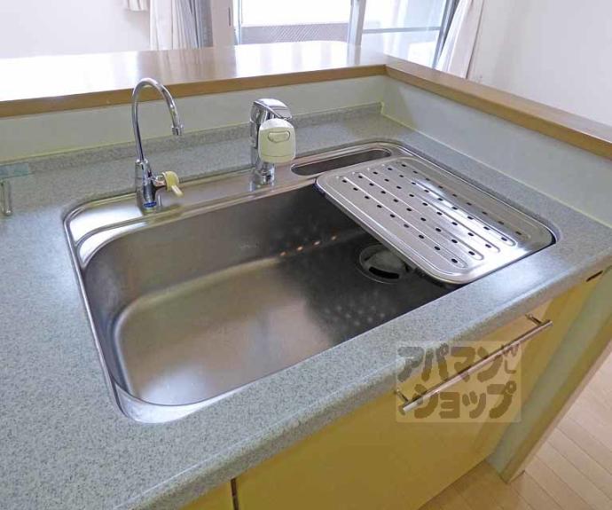 【ライオンズマンション烏丸通】間取