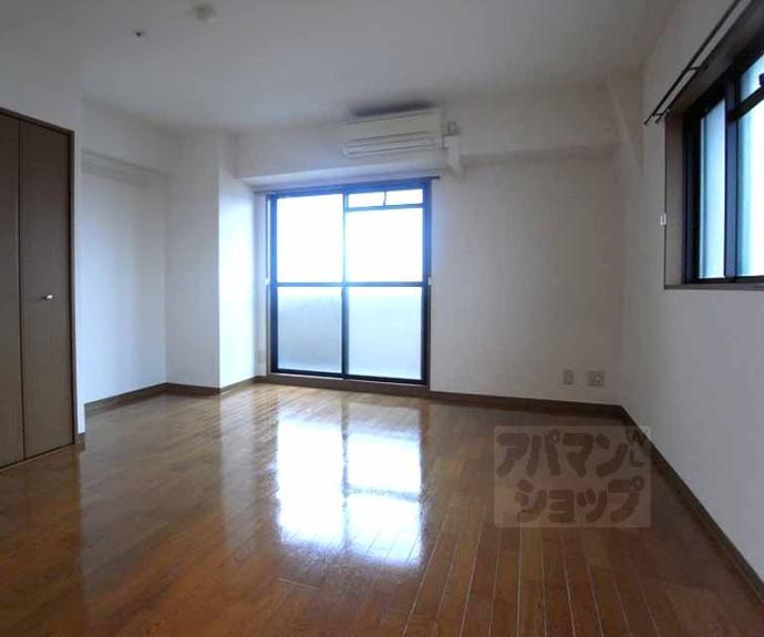 【リバティ四条烏丸】間取