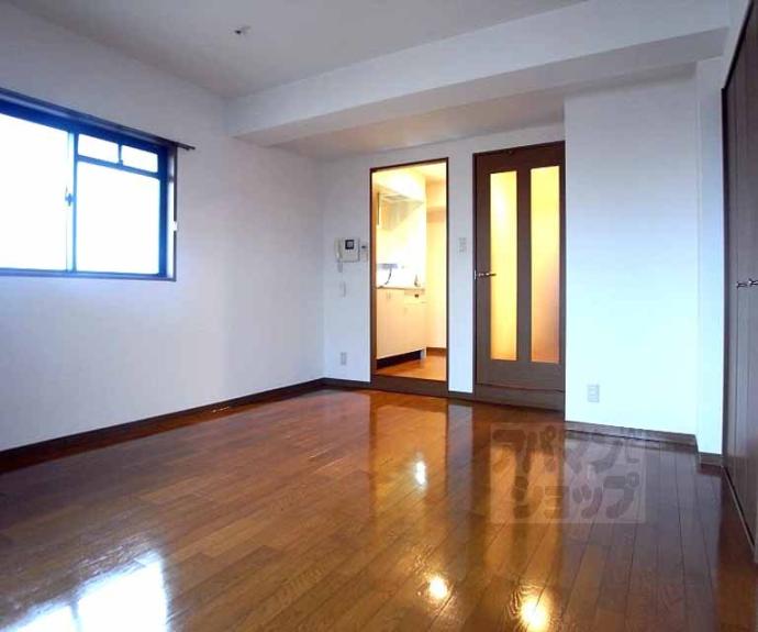 【リバティ四条烏丸】間取