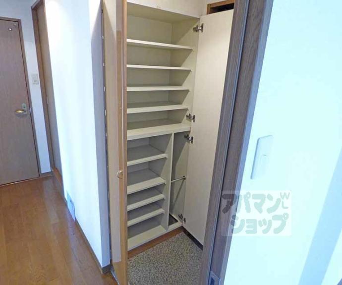 【リバティ四条烏丸】間取