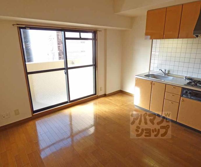 【リバティ四条烏丸】間取