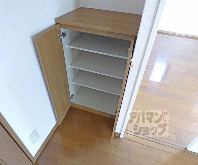 【リバティ四条烏丸】間取