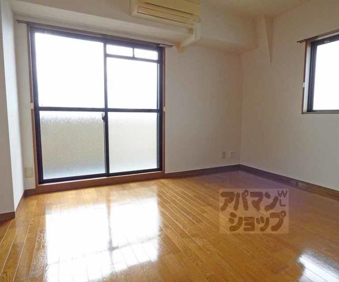 【リバティ四条烏丸】間取