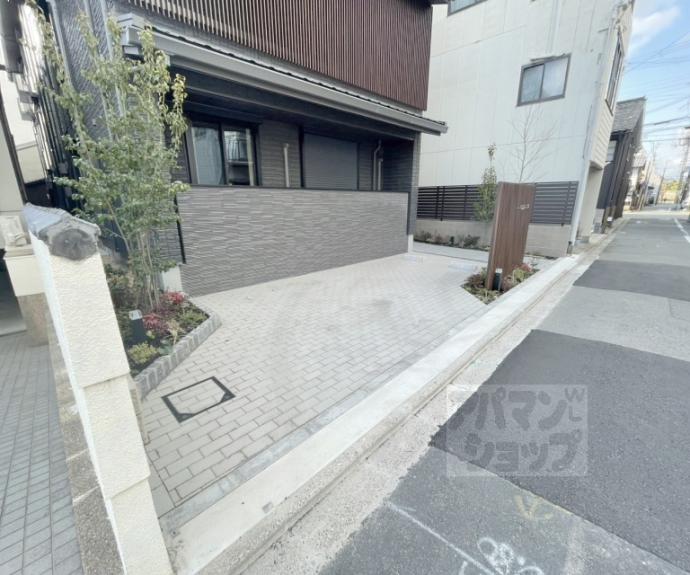 【ヴェスプッチ二条城】間取