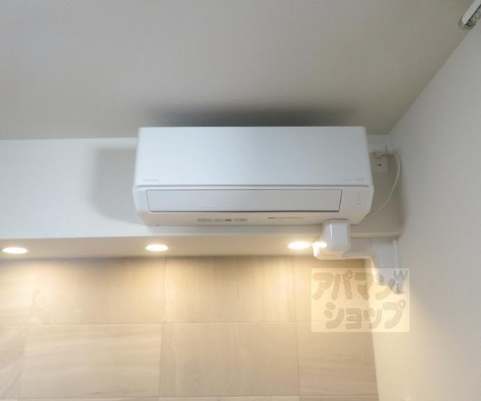 【ヴェスプッチ二条城】間取