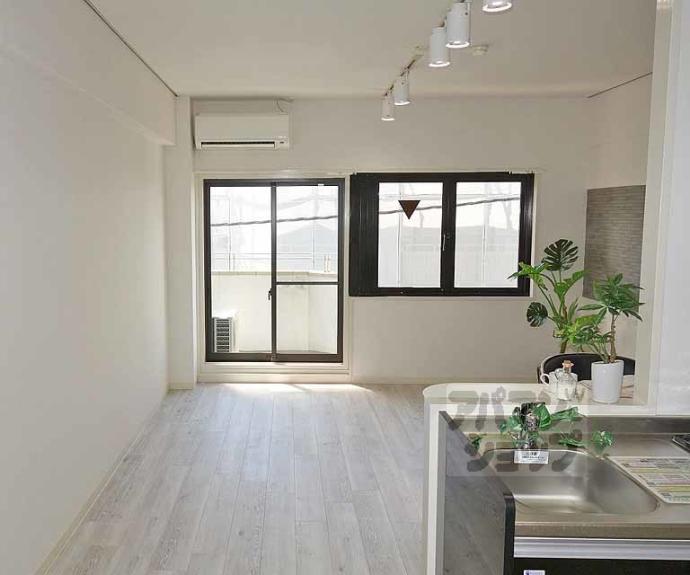 【第４７長栄フォルム御幸町】間取