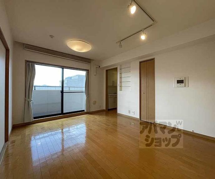 【メロディーハイム堺町】間取