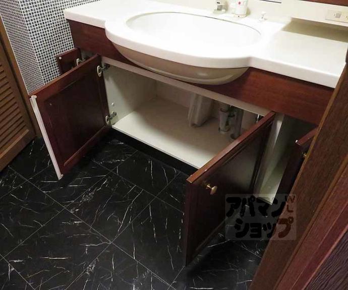 【メロディーハイム二条城】間取