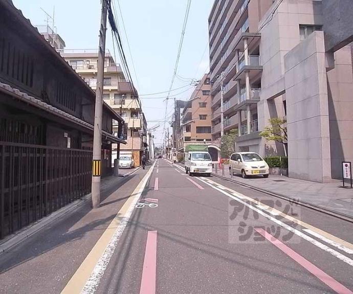 【グランドムール堺町二条】