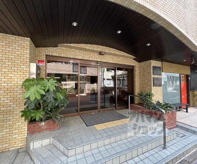 【二条麩屋町ビューハイツ】