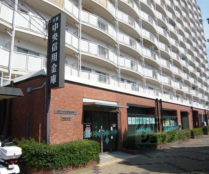 【向島ニュータウン 3街区 F棟】