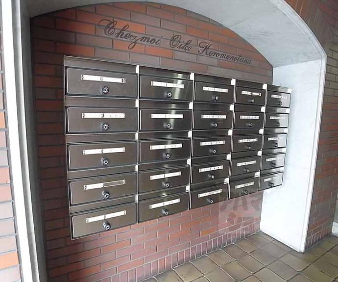 【シェモア御池衣棚】