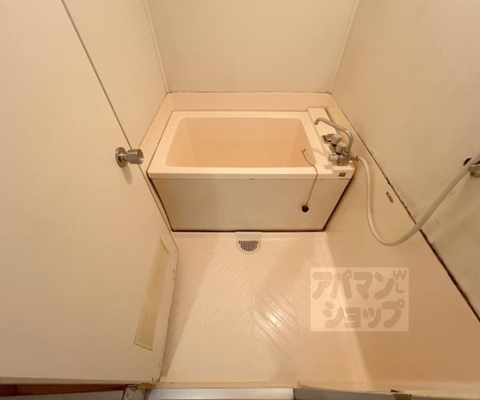 【シェモア御池衣棚】間取