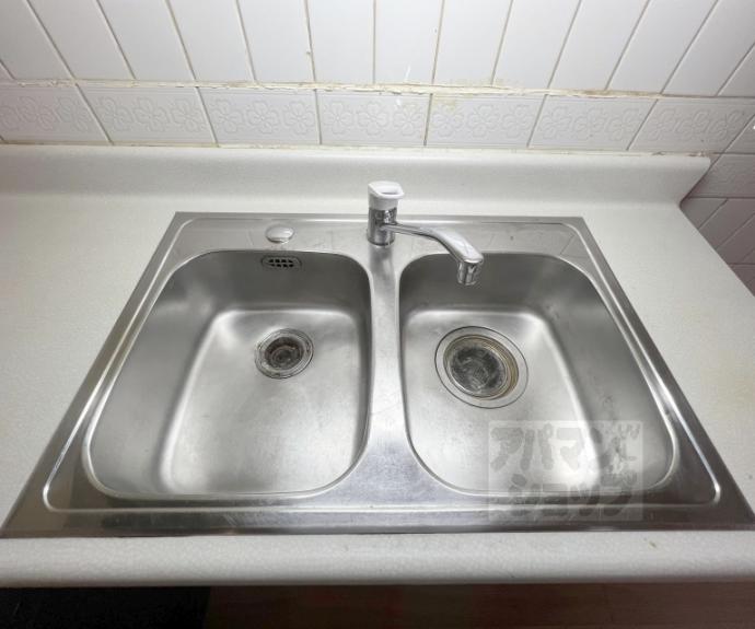 【シェモア御池衣棚】間取