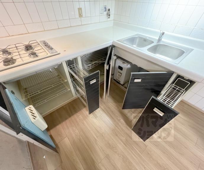 【シェモア御池衣棚】間取