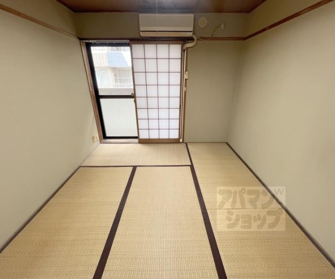 【シェモア御池衣棚】間取