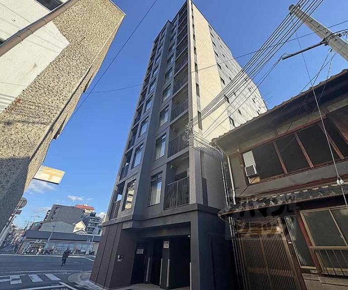 【ソルティア京都四条堀川】間取