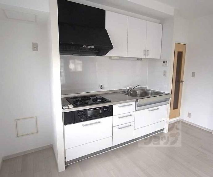 【グランドムール四条烏丸西】間取